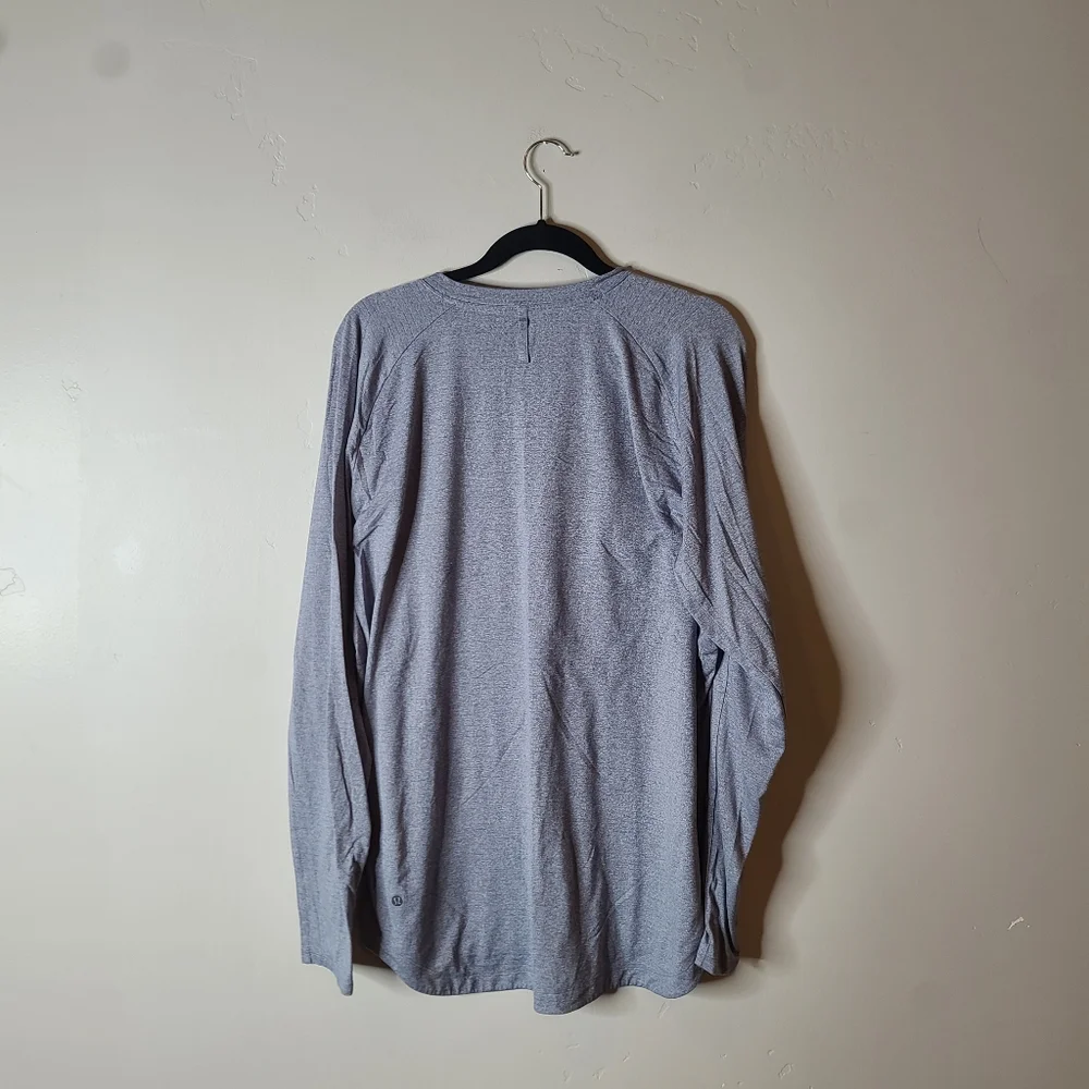 Lululemon Mens Long Sleeve Shirt Size L/XL - Picture 2 of 4